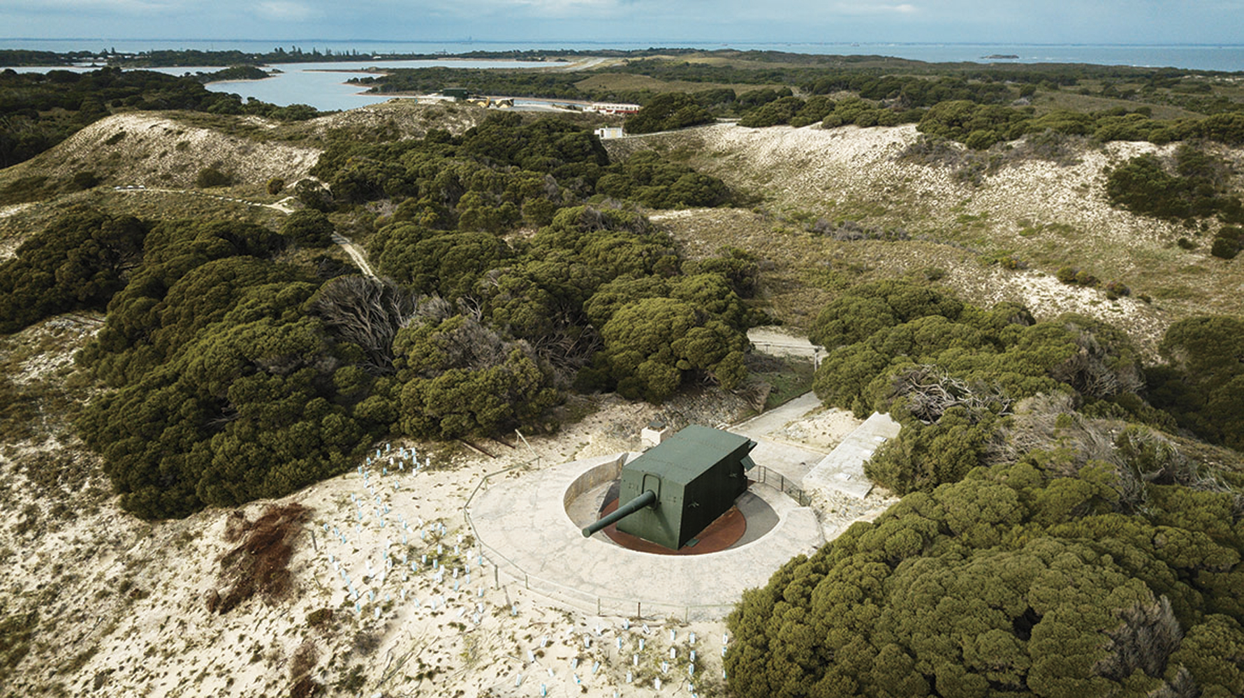 oliver-hill-guns-tunnel-tour-samphire-rottnest-rottnest-activities